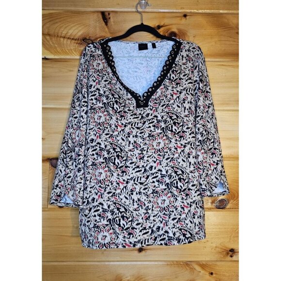 Rafaella Tan Faux Suede Scallop Plus Size 2X Grommet V-Neck Blouse - Picture 6 of 8